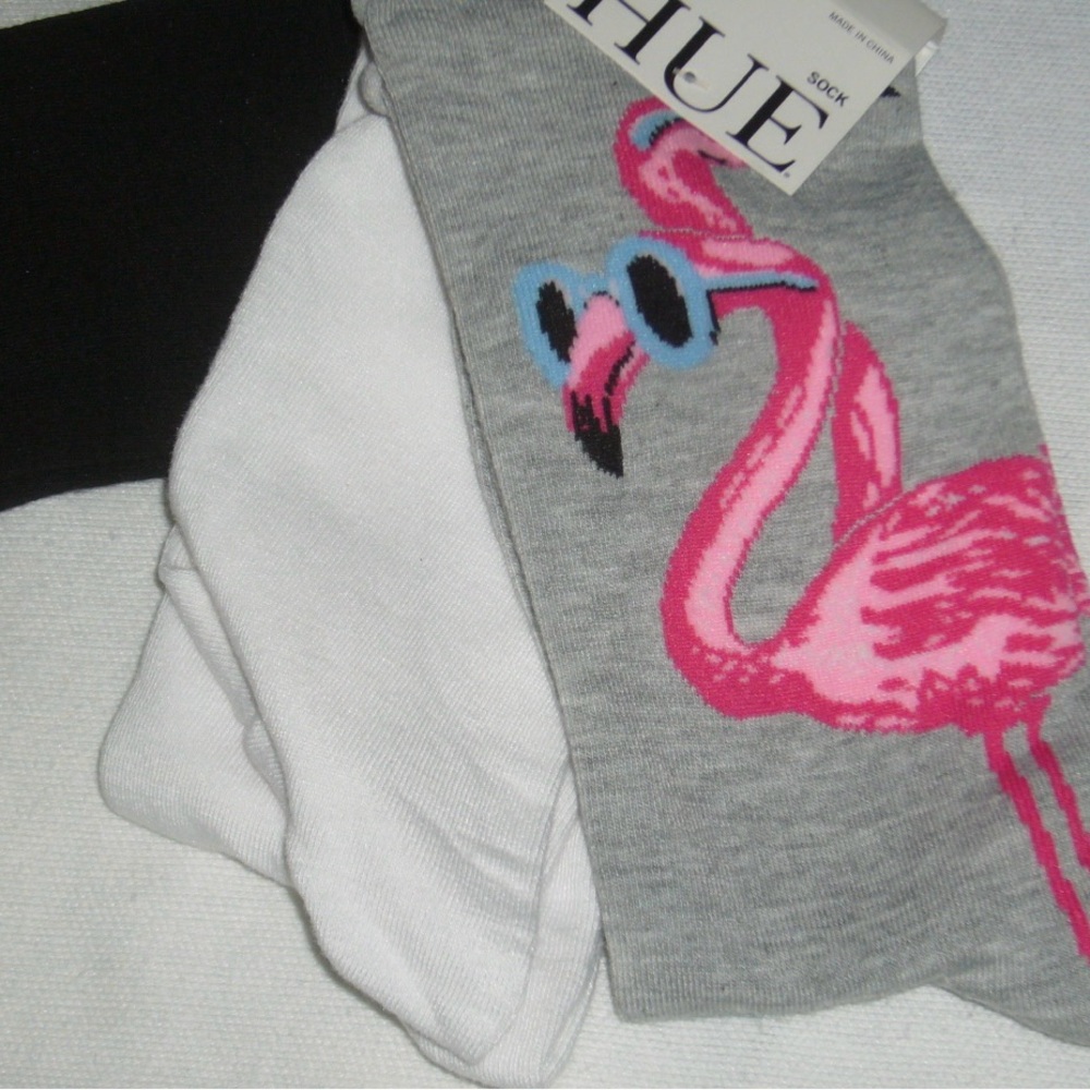 Flamingo Motif Solid White & Solid Black Crewsock… - image 1